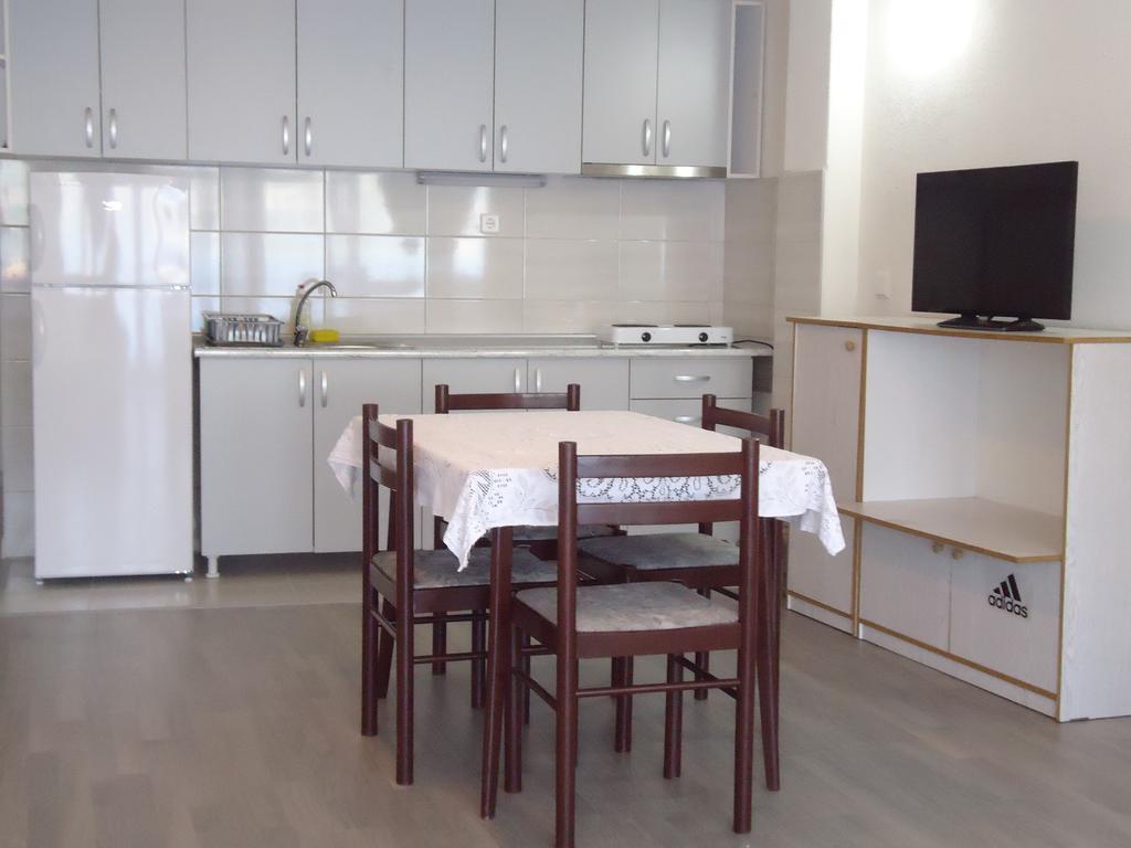 Beachfront Apartments Grunche Ohrid Phòng bức ảnh