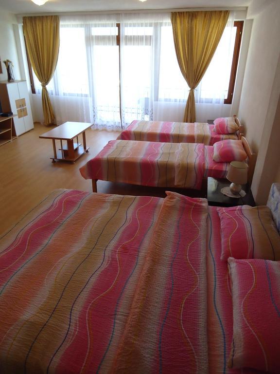 Beachfront Apartments Grunche Ohrid Phòng bức ảnh