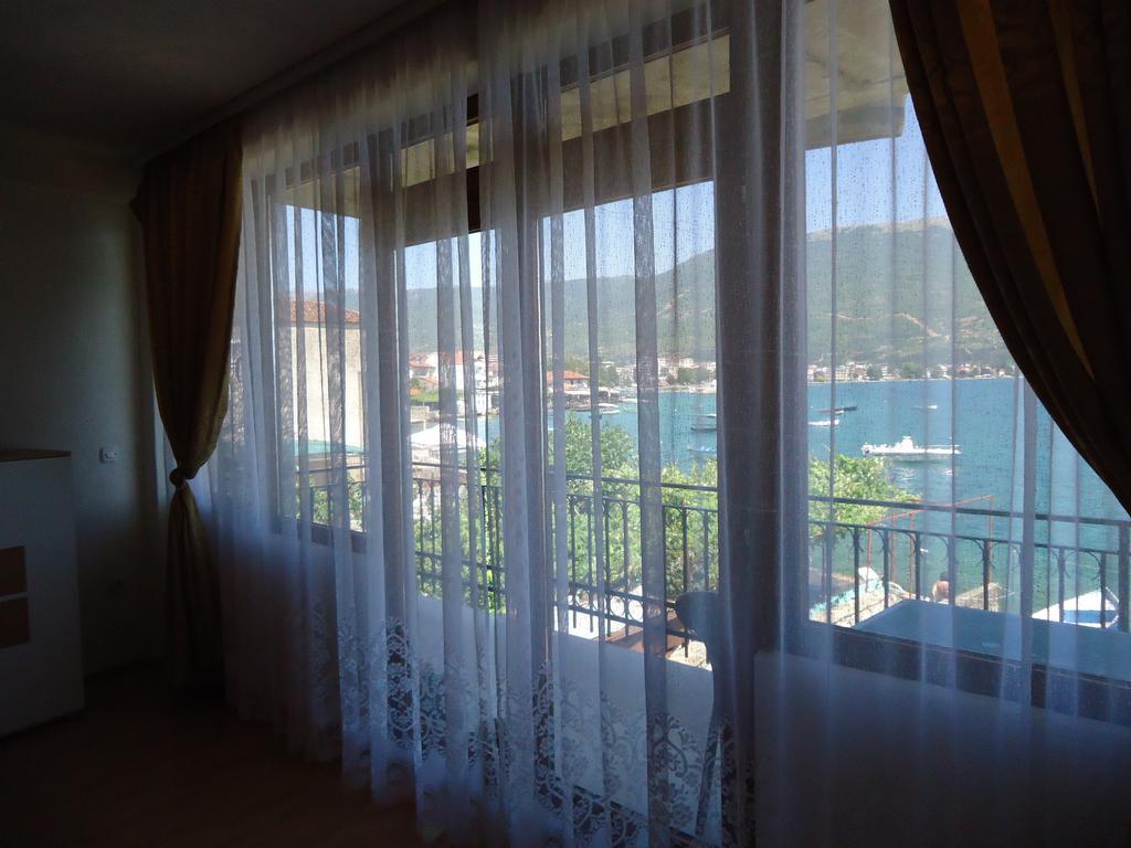 Beachfront Apartments Grunche Ohrid Phòng bức ảnh